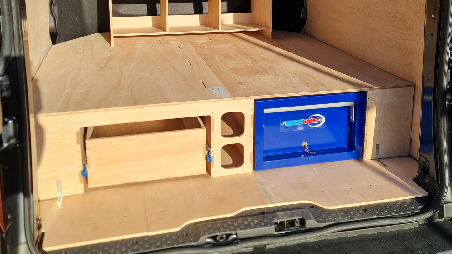 Renault Trafic Crew Cab Extra LWB Racking Set 1