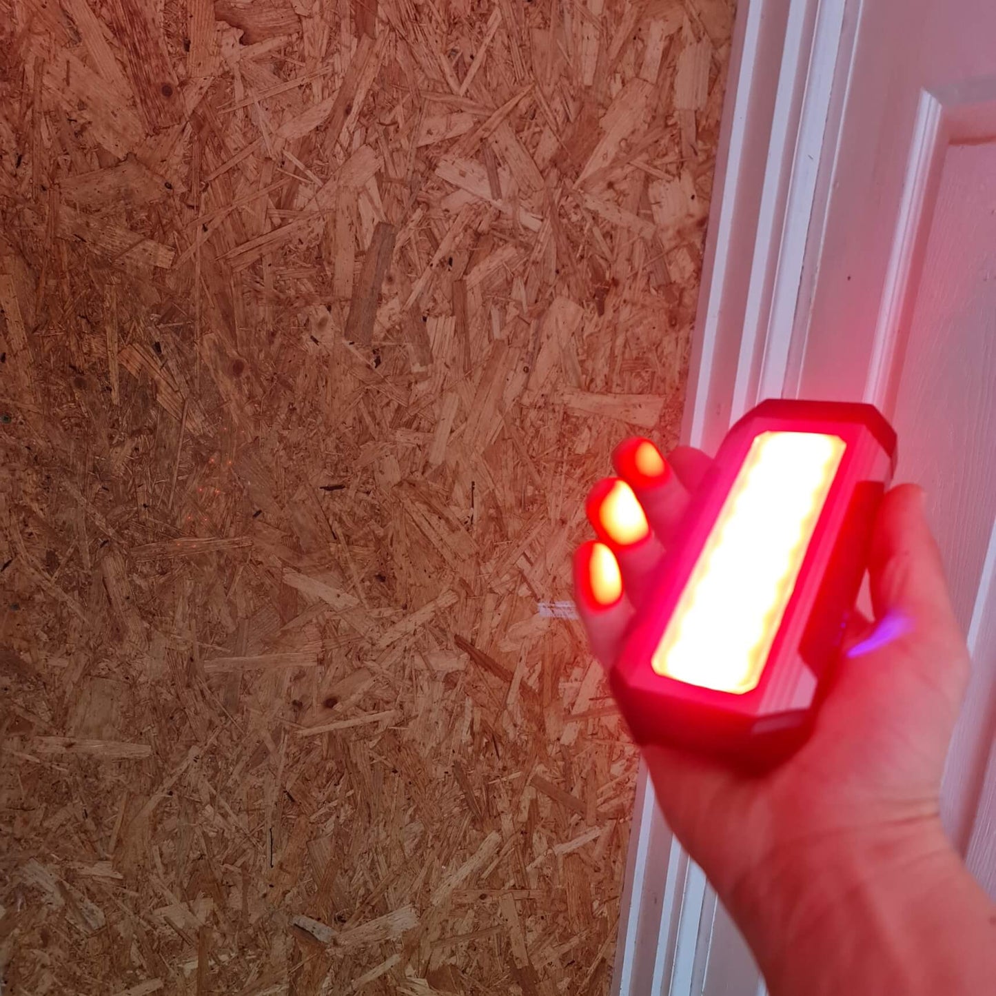 Waterproof Magnetic Flashlight – Portable COB LED Work Light & Power Bank for Emergencies