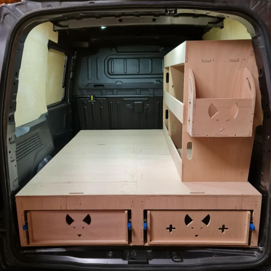 Toyota ProAce City Raised and racking