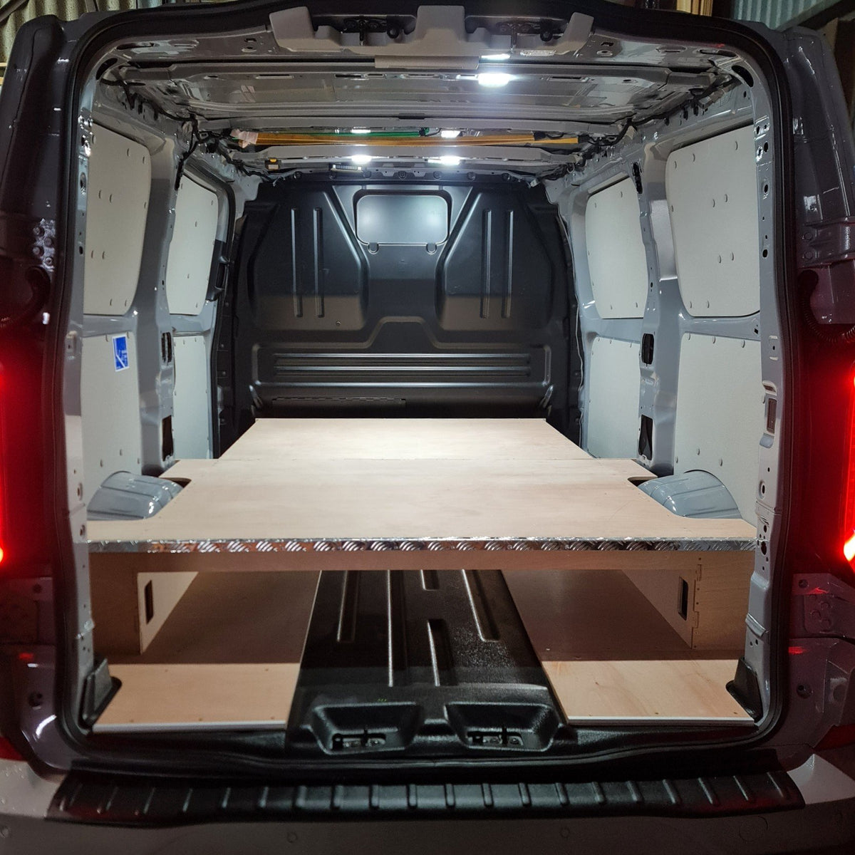 Ford Custom SWB 2023 Raised Floor – Full Sheet Access Set #15