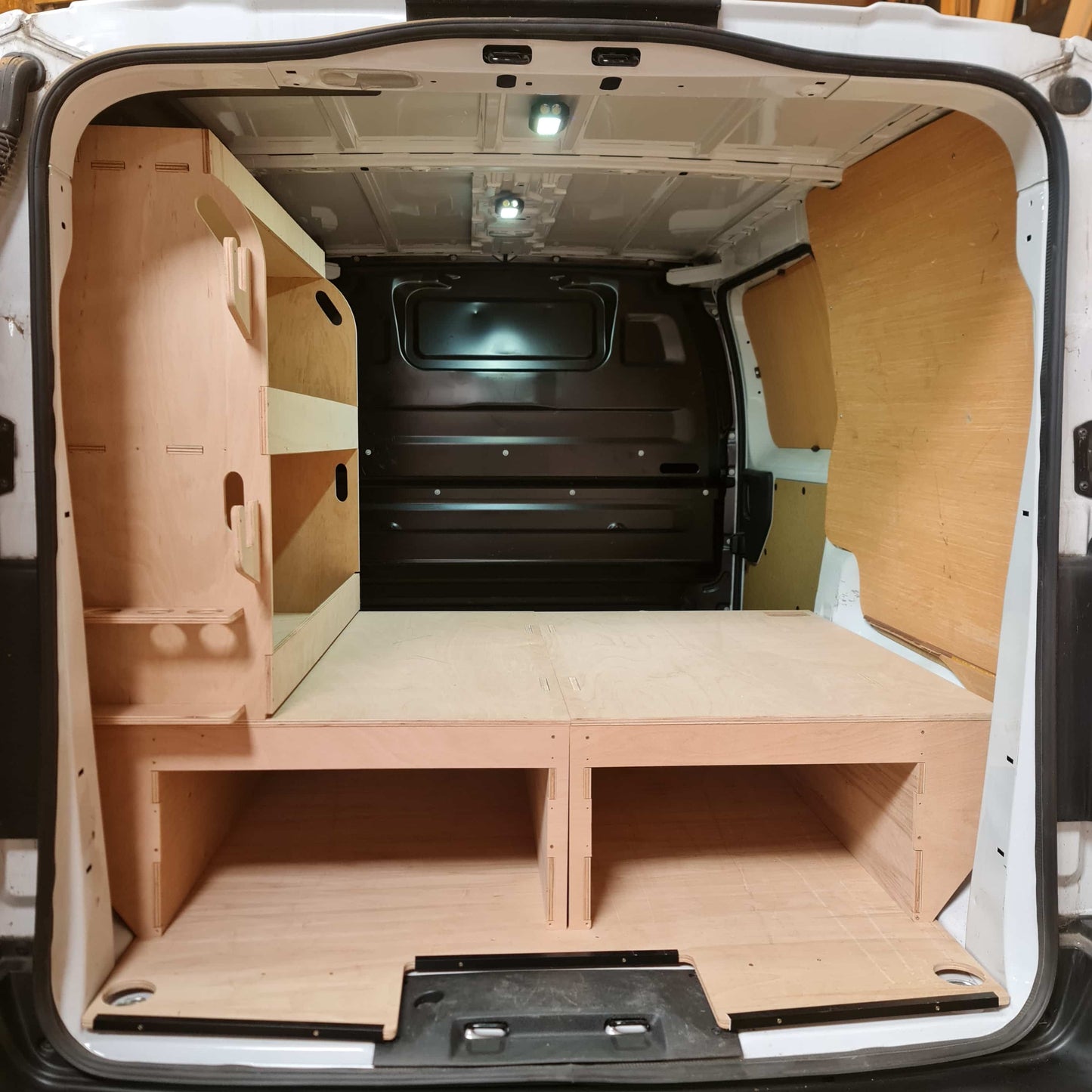 Toyota Proace van false floor storage system designed to create extra space for tools, materials and work essentials