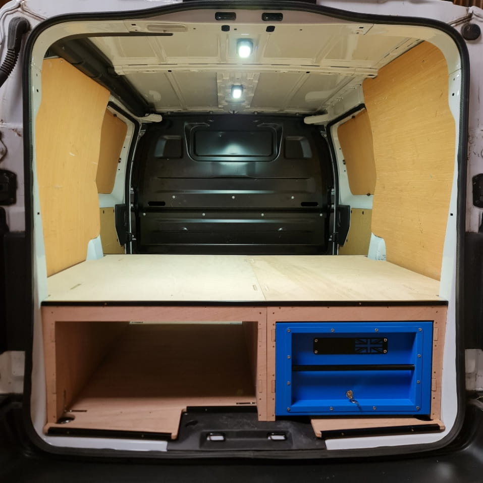 Toyota Proace MWB raised false floor with blue storage drawer