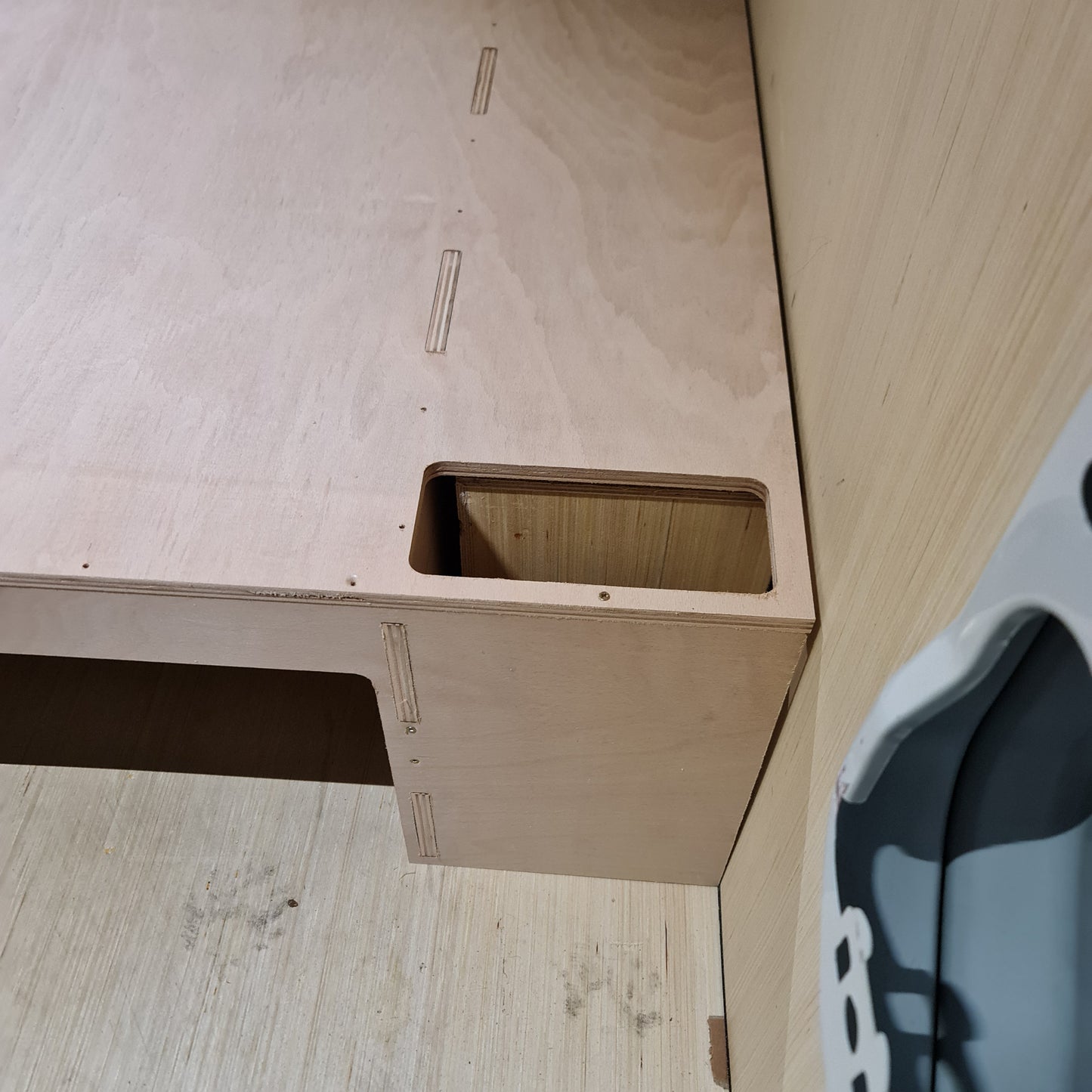 Vauxhall Vivaro raised floor 2001–2018 heavy duty plywood storage system