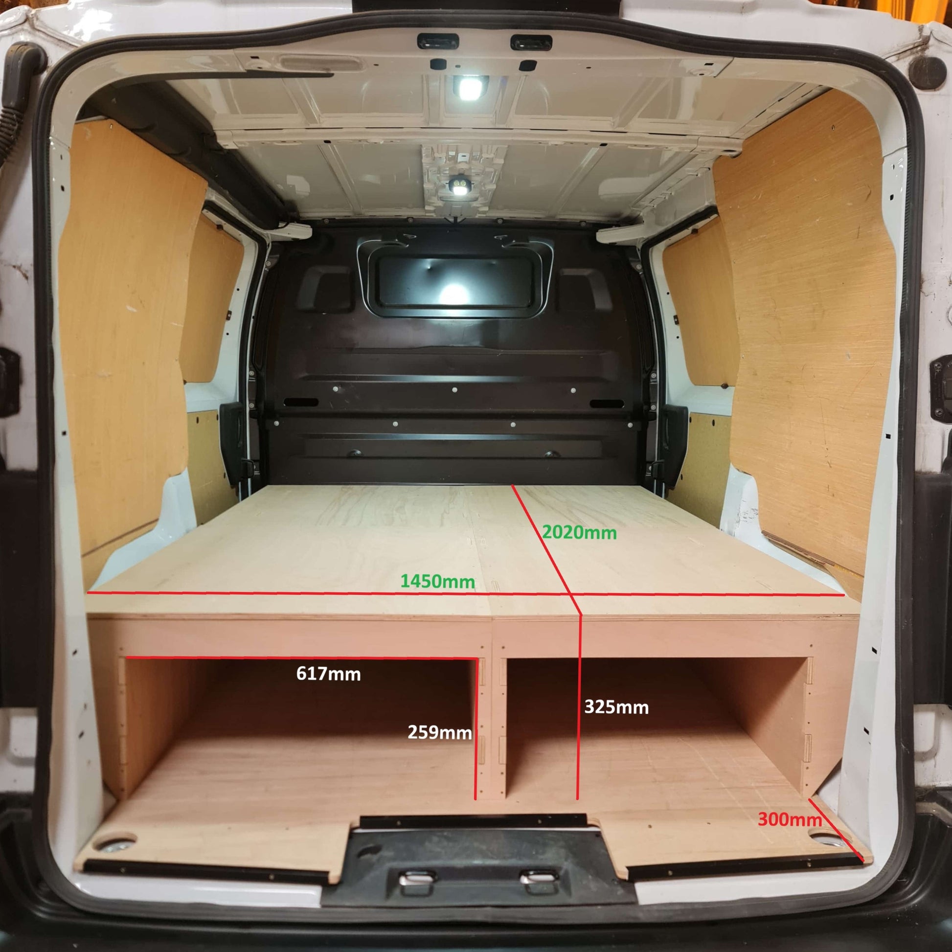 Vauxhall Vivaro two-part full-length false floor