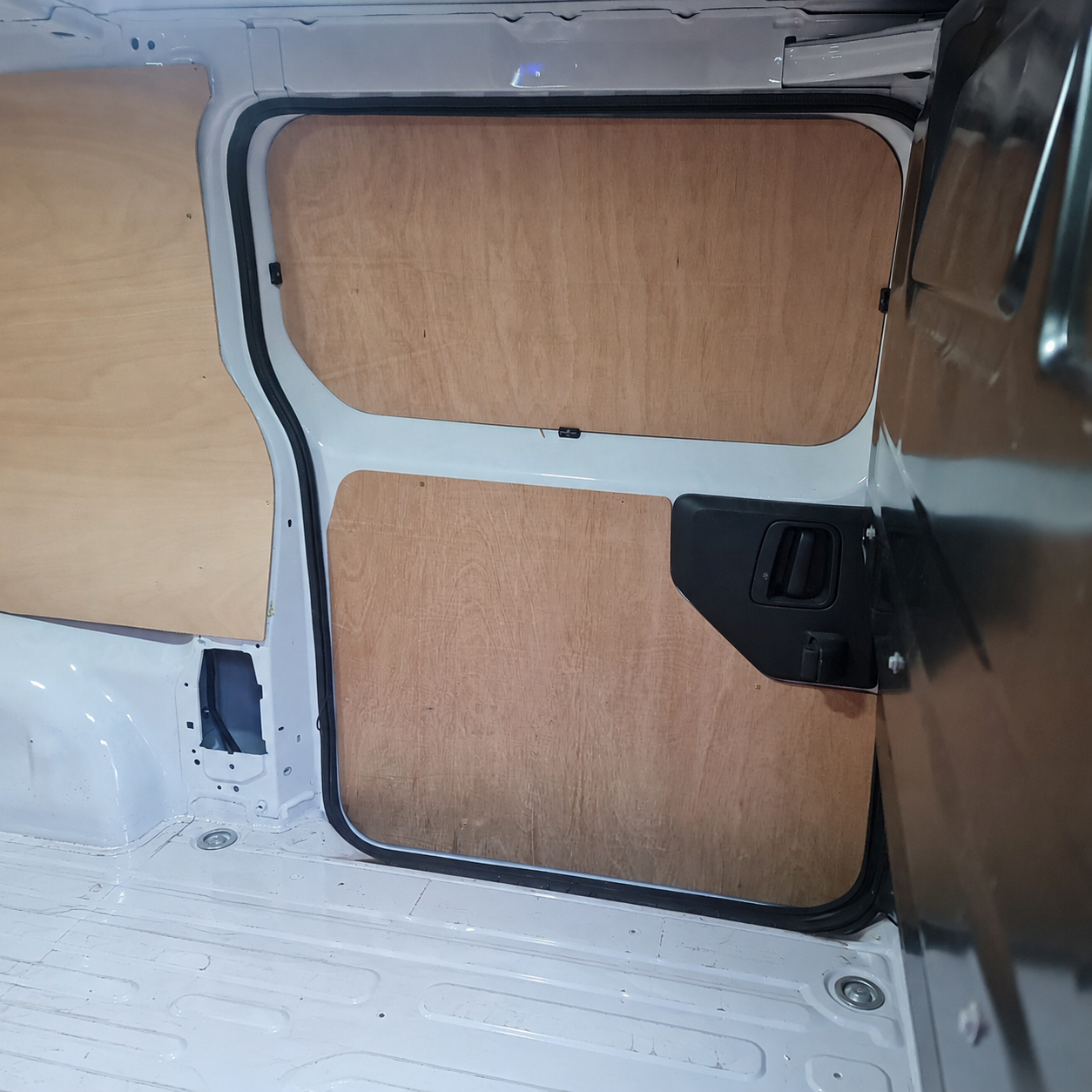 Vauxhall Vivaro 2019+ plywood door lining kit with side and rear door panels